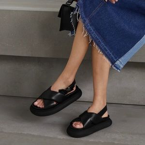 BRAND NEW ORIGINAL MONCLER (current collection) Solaris Leather Sandals